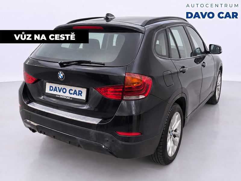 BMW X1 2,0 18d 105kW M-Sport Xenon - fotka 5 z 12