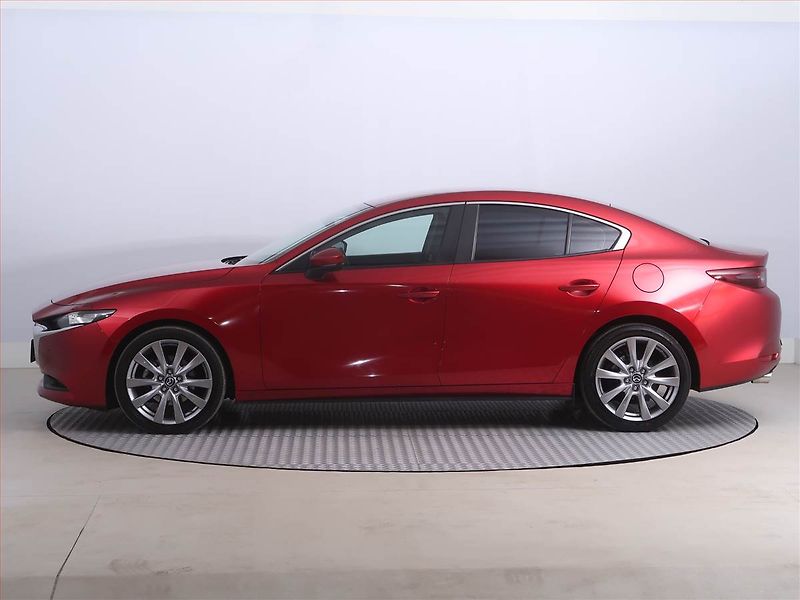 Mazda 3 (2019) 2.0 Skyactiv-G - fotka 3 z 20