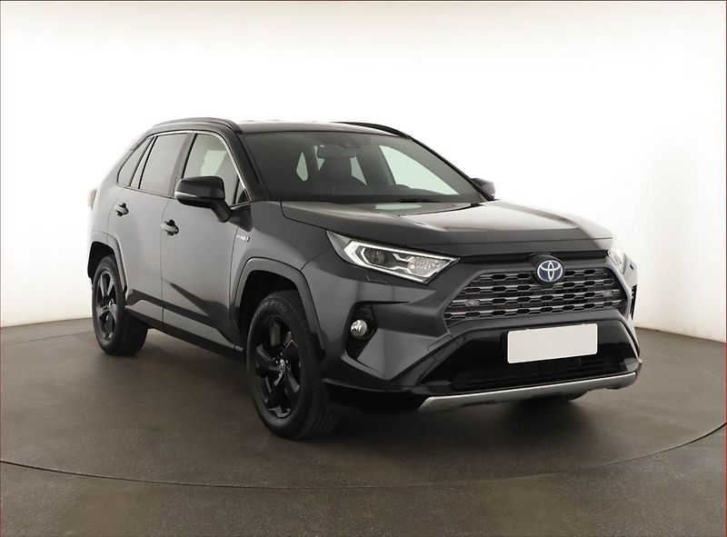 Toyota RAV4 (2020) 2.5 Hybrid - fotografie inzerátu
