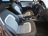 Kia Ceed (2018) 1.6 GDI, Serv.kniha, Navi - náhled 9