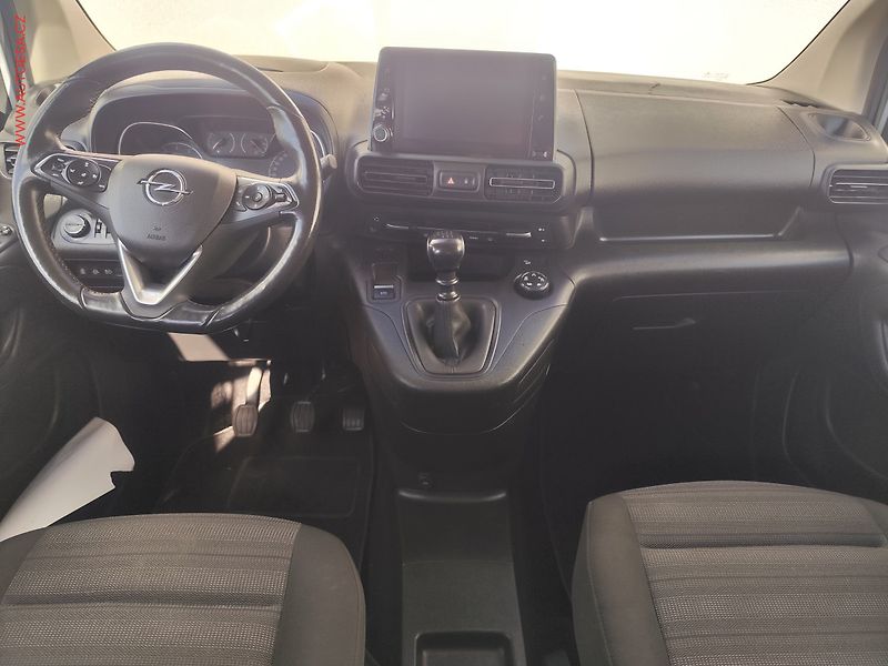 Opel Combo (2022) 1.5CDTi MAXi XL, Elegance - fotka 8 z 25