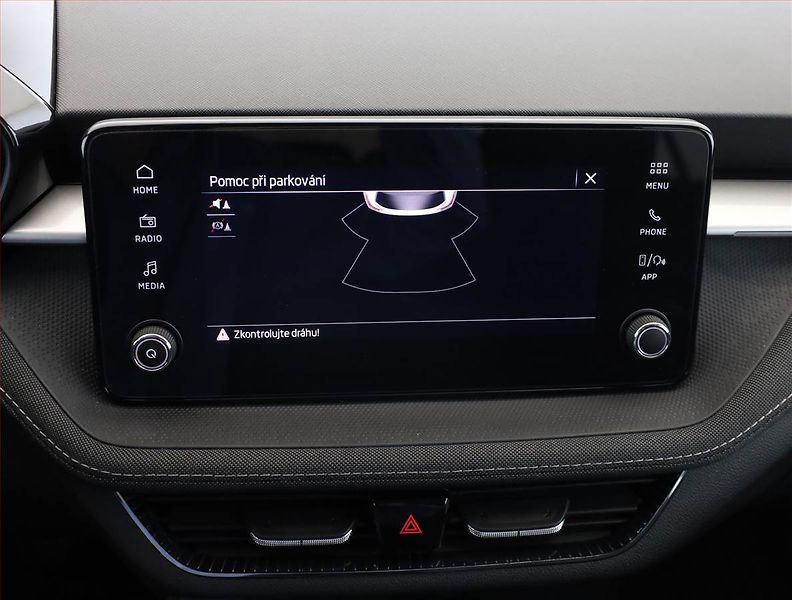 Škoda Fabia (2024) Top Selection 1.0 TSI - fotka 16 z 22