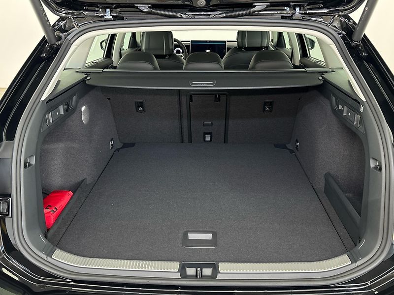 Volkswagen Passat (2025) Kombi - fotka 10 z 30
