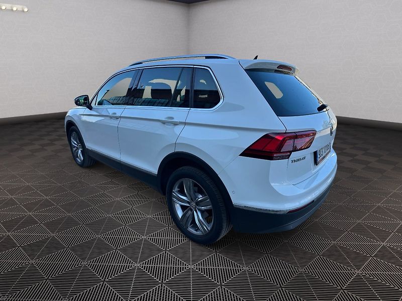 Volkswagen Tiguan (2017) 2.0Tdi 140Kw DSG 4x4 - fotka 5 z 28