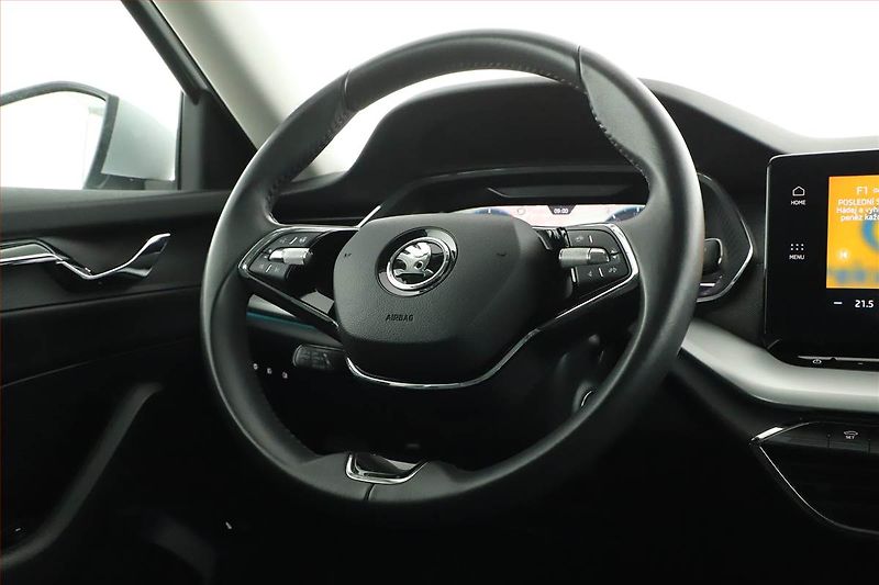 Škoda Octavia (2023) Style 2.0 TDI - fotka 19 z 23
