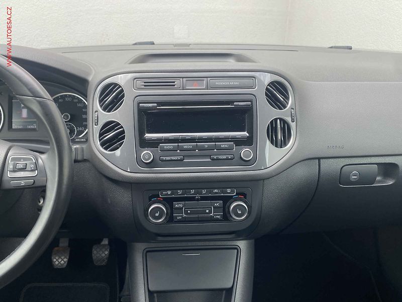 Volkswagen Tiguan (2013) 2.0TDi, Sport&Style, TZ - fotka 12 z 16