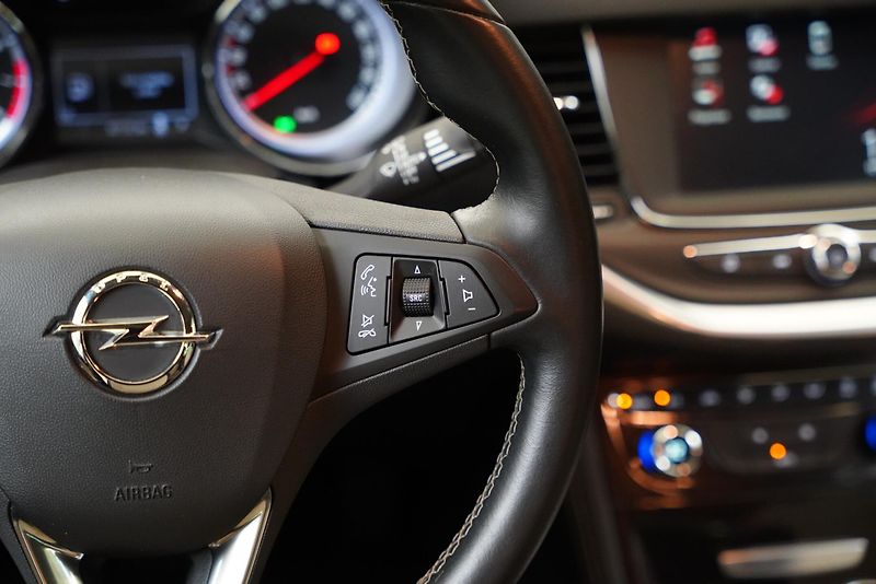 Opel Astra - fotka 16 z 26