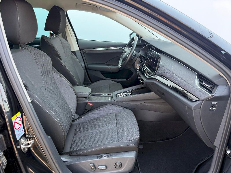 Škoda Octavia (2023) 2.0 TDI 110kW DSG Style Plus P - fotka 28 z 35