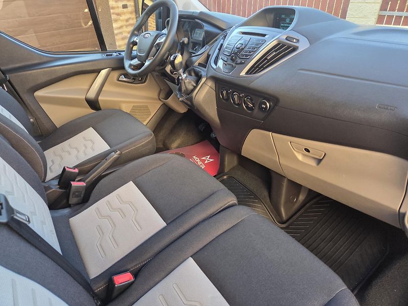 Ford Transit Custom 2.2TDCI L2 114kw 6míst - fotka 22 z 42