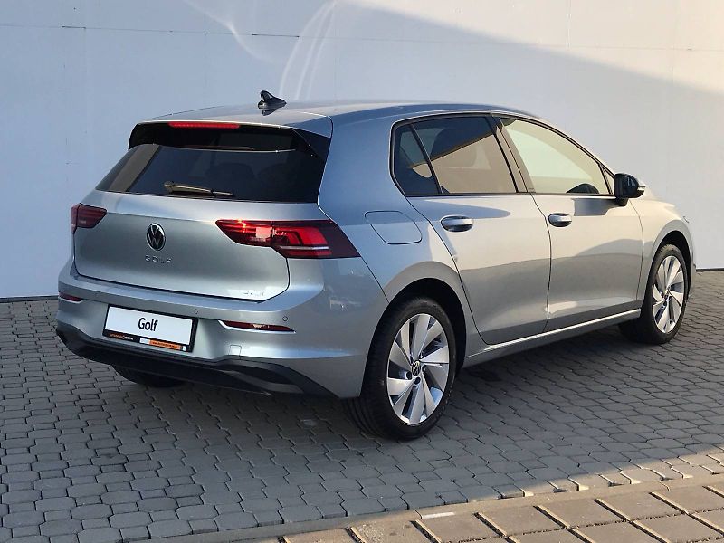 Volkswagen Golf (2026) People 6G 1,5TSI - fotka 2 z 9