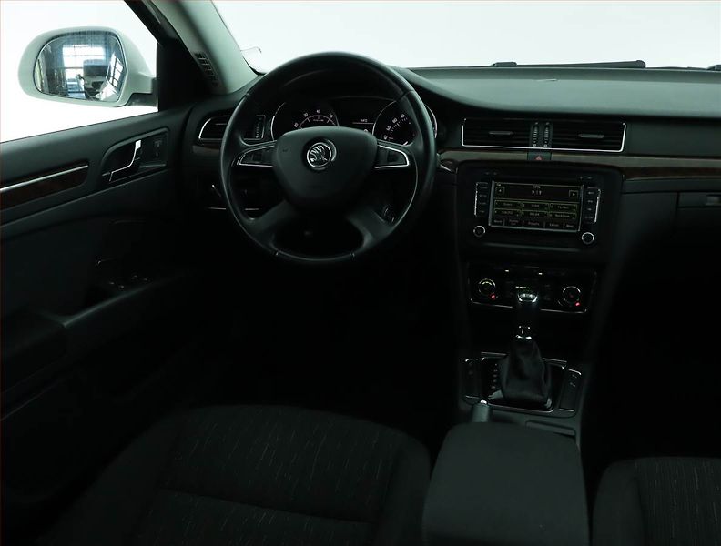 Škoda Superb (2014) 3.6 FSI V6, 4X4, Automat - fotka 7 z 18