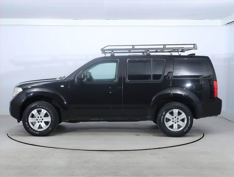Nissan Pathfinder (2006) 2.5 dCi , 4X4 - fotka 3 z 18