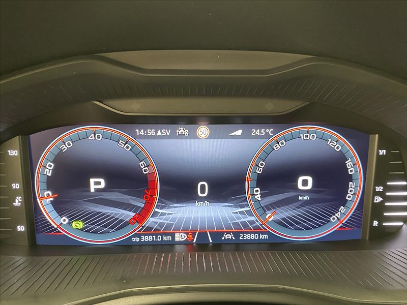 Škoda Scala 1,0 TSI 85kW DSG Monte Carlo - fotka 11 z 29