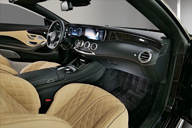 Mercedes-Benz Třídy S S650 Maybach Cabrio 1/300 - fotka 25 z 25