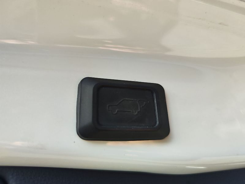 Toyota RAV4 2.5 HEV/163kW Executive e-CVT - fotka 11 z 35