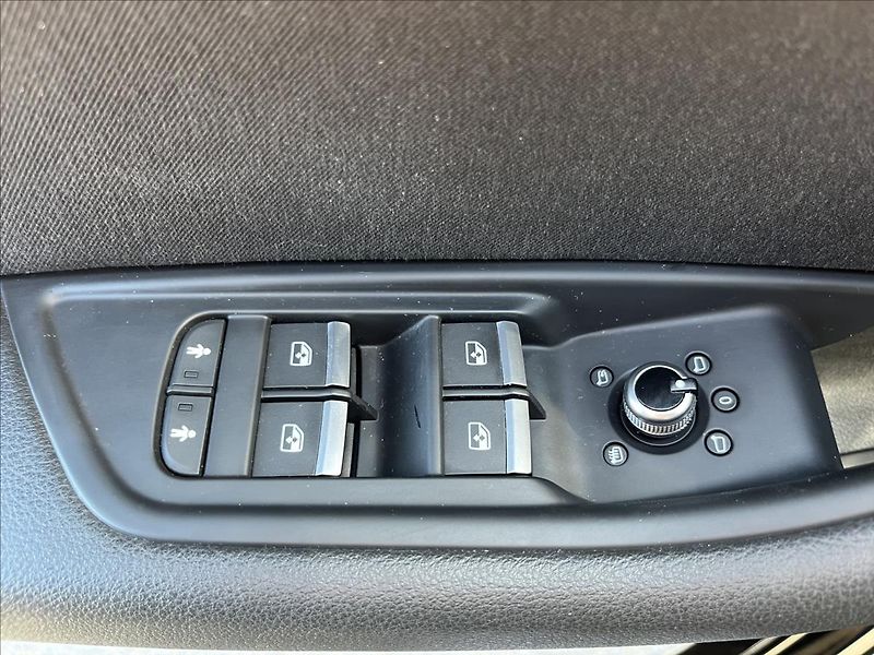 Audi A5 2.0 SPORTBACK 40 TDi 4x4 S-TRO - fotka 38 z 56
