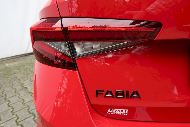 Škoda Fabia (2024) Monte Carlo 1,0 TSi / 85 kW - fotka 30 z 32