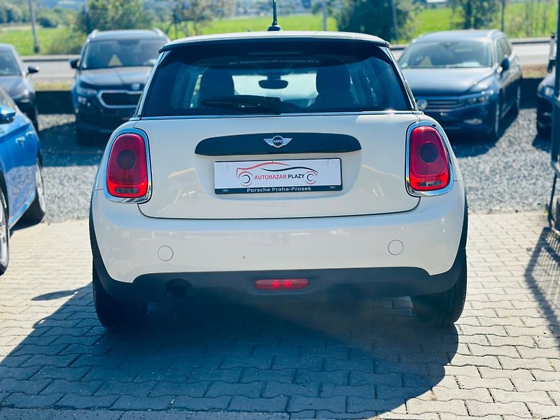 Mini Cooper 1.2i AUTOMAT, 100%KM - fotka 5 z 13