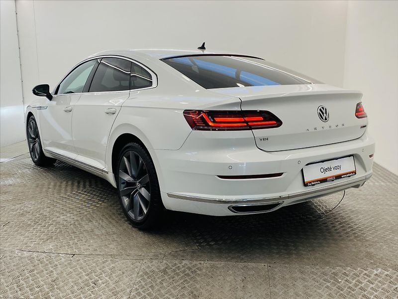 Volkswagen Arteon 2,0 BiTDI DSG 4Motion Elegance - fotka 23 z 26