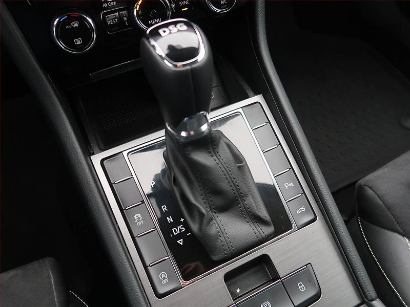 Škoda Superb (2020) 2.0 TDI, 4X4, Automat, Kůže - fotka 13 z 19