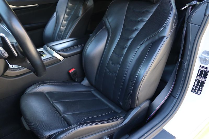BMW Řada 8 840i XDRIVE CABRIO M-PAKET G14 - fotka 30 z 49