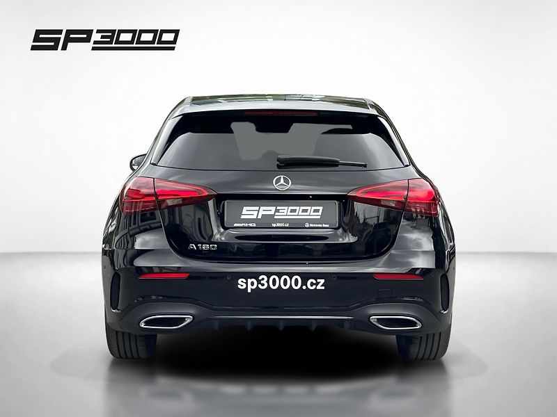 Mercedes-Benz Třídy A 180 AMG - fotka 6 z 27