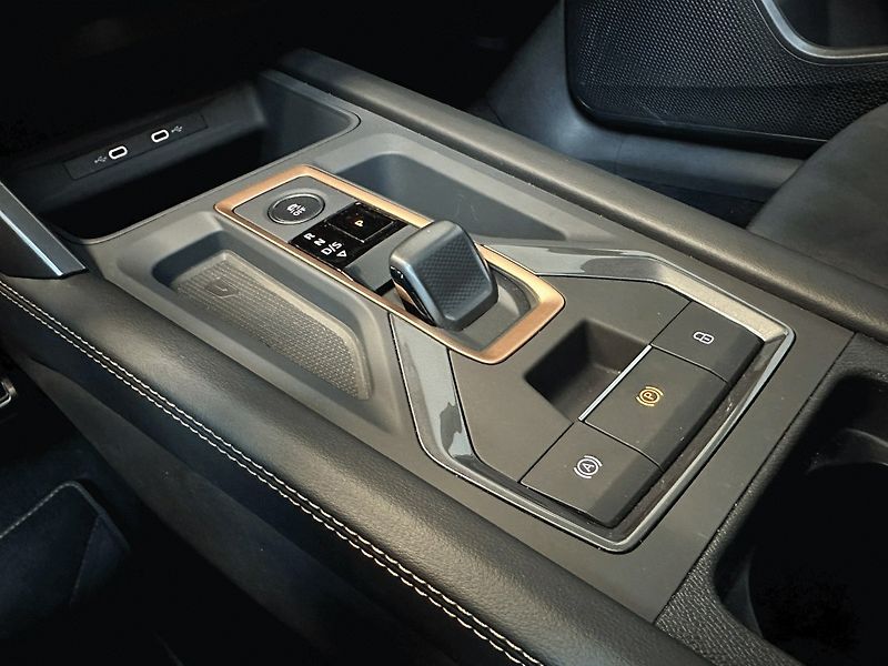 Cupra Formentor (2026) 1.5 eTSI 150k DSG *PANO*TAŽNÉ* - fotka 25 z 28