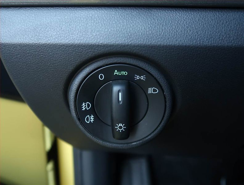 Škoda Citigo (2016) Style 1.0 MPI, Automat, ČR - fotka 16 z 18