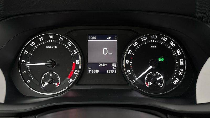 Škoda Octavia 2.0 TDI DSG Ambition - fotka 10 z 26