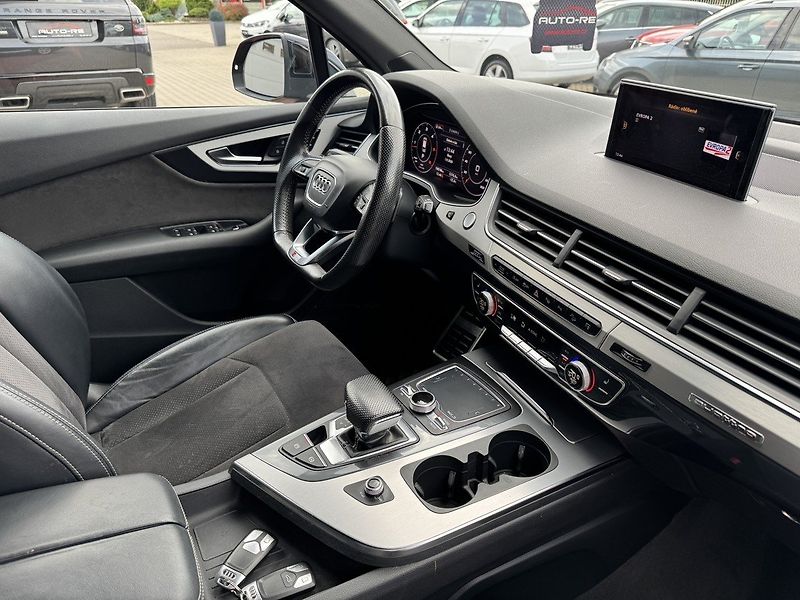 Audi Q7 (2016) 3.0TDi S-Line LED Bose Vzduch - fotka 18 z 50