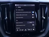 Volvo XC60 B5 AWD // PLUS DARK // 1.maj.  - náhled 36