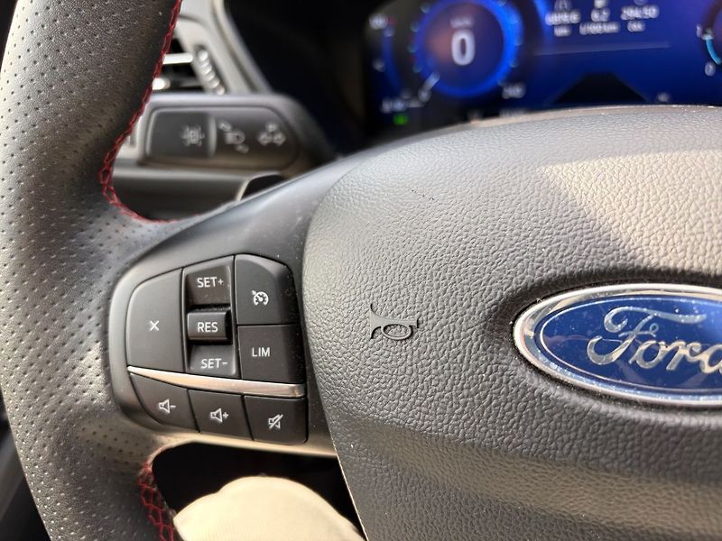 Ford Kuga ST Line X CZ 4x4 CZ ZÁRUKA od - fotka 17 z 20