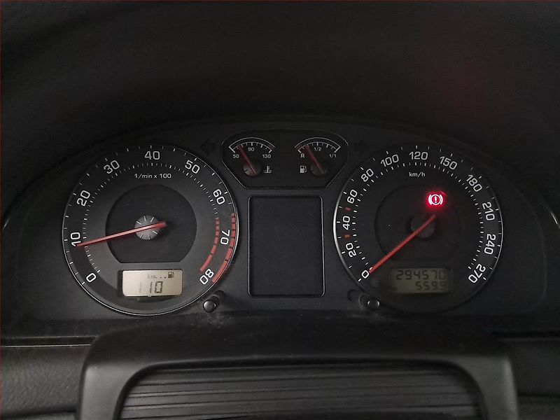 Škoda Superb (2004) 1.8T, po STK, levný provoz - fotka 11 z 16