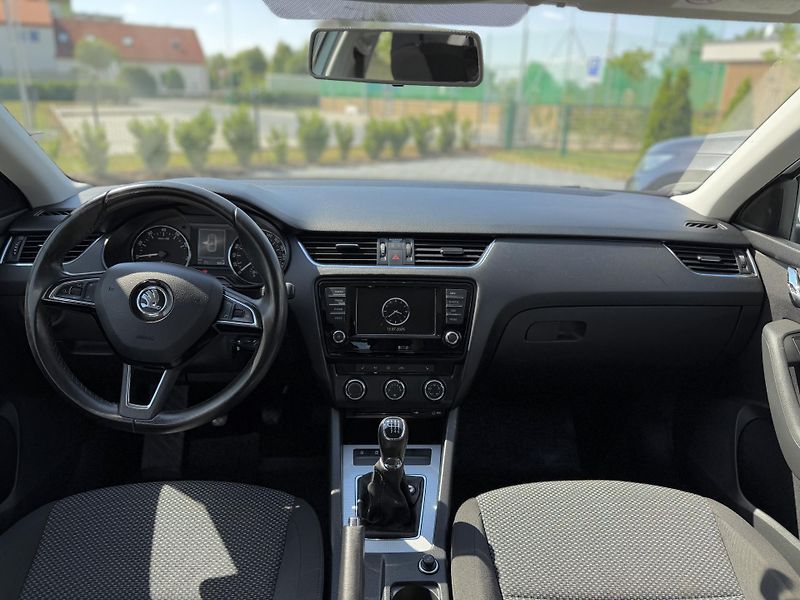 Škoda Octavia (2016) 1.2 tsi 81 kW  - fotka 12 z 19
