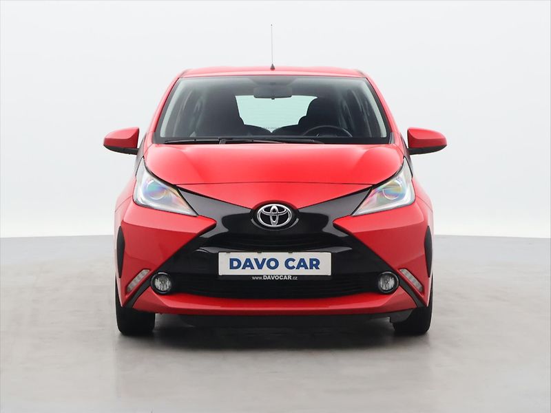 Toyota Aygo 1,0 VVT-i 51kW CZ Aut. Serv.kn - fotka 7 z 12