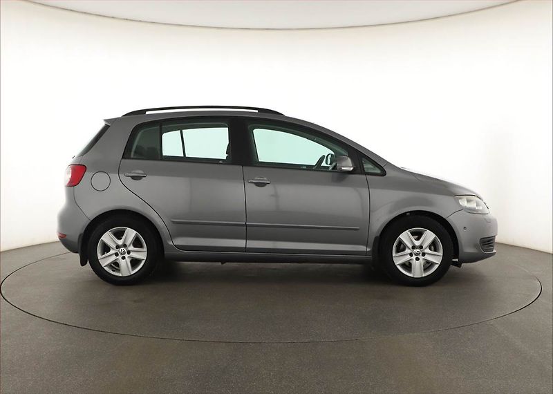 Volkswagen Golf Plus (2009) 1.4 TSI, Tempomat - fotka 6 z 16