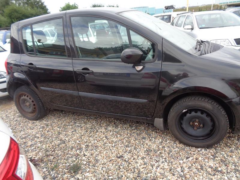 Renault Modus 1,1 - fotka 6 z 12