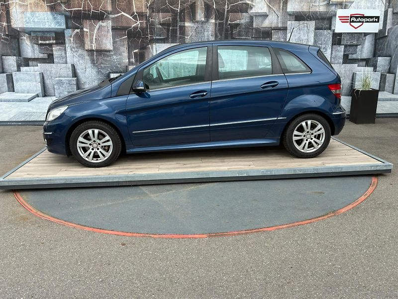 Mercedes-Benz Třídy B (2009) 180 CDi, 2.0D, 80KW,VYHŘ. SED. - fotka 4 z 21