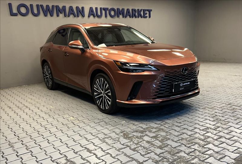 Lexus RX 450h plus 450H+ 2,5 PHEV EXECUTIVE - fotka 11 z 18