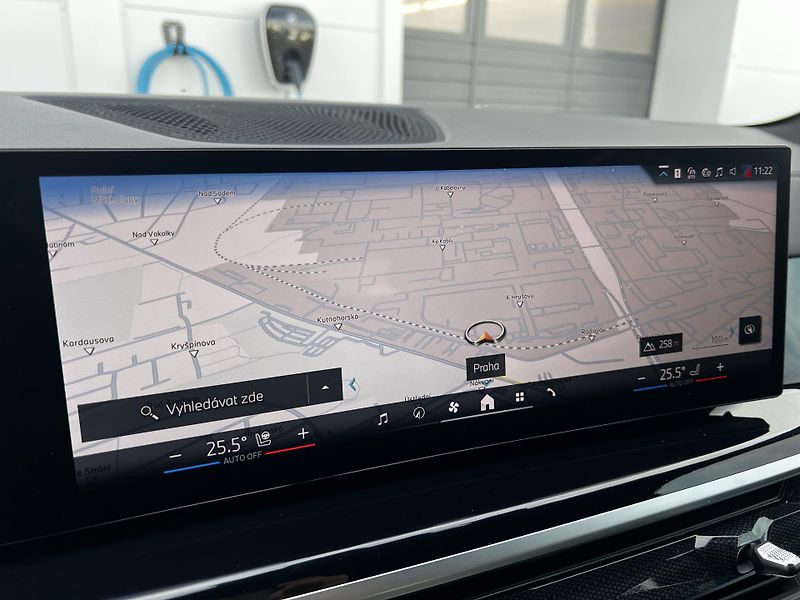 BMW X5 xDrive 30d M-Sport - fotka 17 z 35