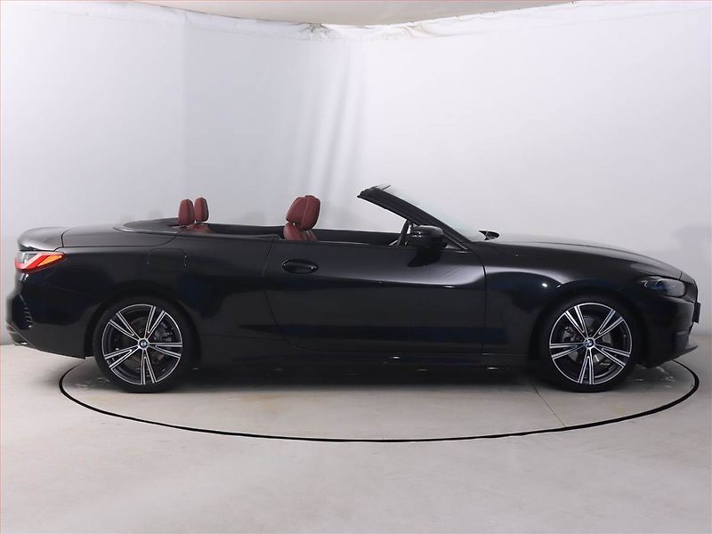 BMW Řada 4 (2024) 420i - fotka 6 z 24