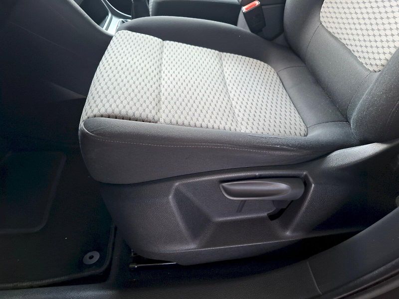 Volkswagen Sharan (2012) TDI 2,0/110 kW 7-míst - fotka 24 z 37