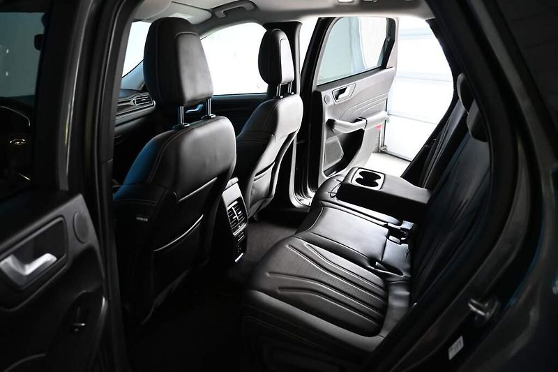 Ford Kuga (2022) 2.5 VIGNALE LED ACC VIRTUAL BO - fotka 9 z 45