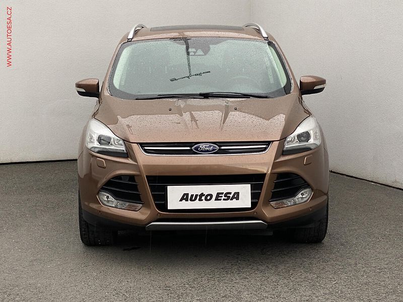 Ford Kuga (2013) 2.0 TDCi 4x4, Titanium, AT - fotka 2 z 19