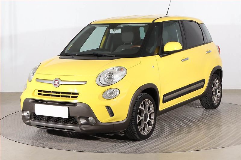 Fiat 500L (2013) 0.9 TwinAir, Serv.kniha - fotka 2 z 22