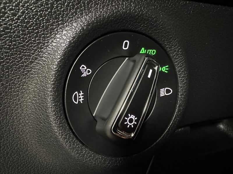 Škoda Karoq 1,5 TSi  Style Virtual Kessy M - fotka 22 z 47