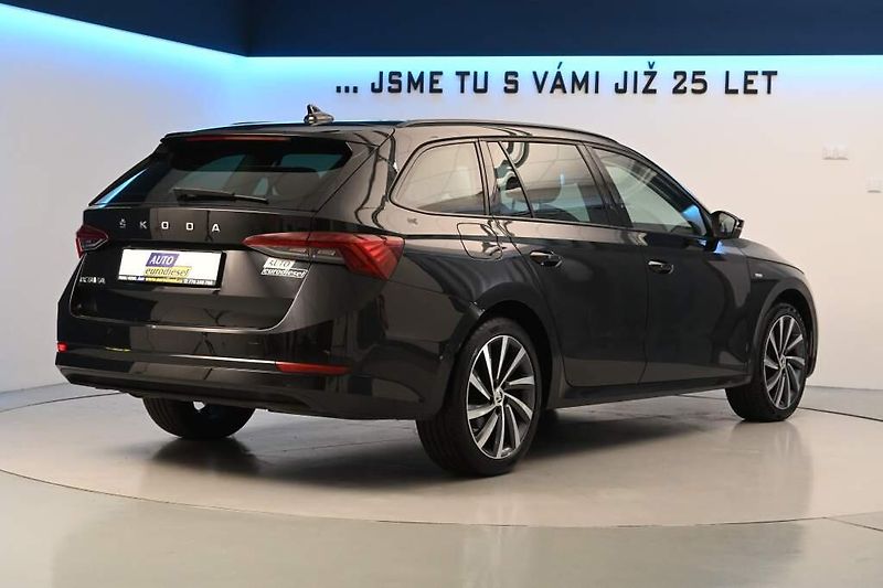 Škoda Octavia (2023) 2.0 LED DSG ACC TOUR VIRTUAL T - fotka 5 z 35