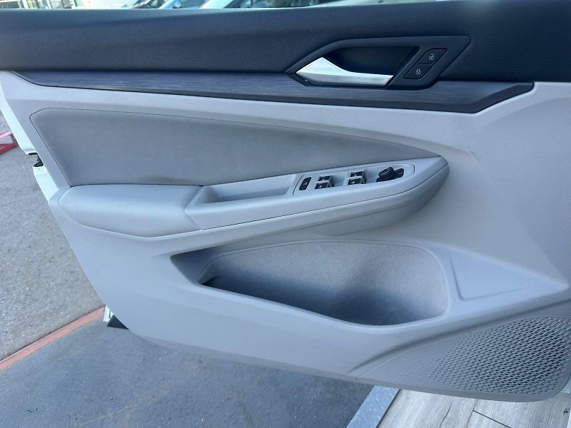 Volkswagen Golf (2022) 2.0TDi, 110KW,STYLE,MATRIX,DPH - fotka 18 z 26