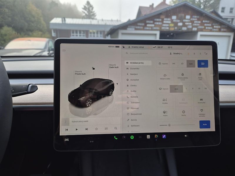 Tesla Model Y LONG RANGE DUAL MOTOR TZ 93,6% - fotka 20 z 48