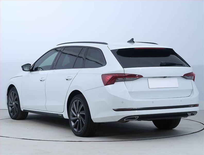 Škoda Octavia (2021) Style 2.0 TDI, Automat, Navi - fotka 4 z 20